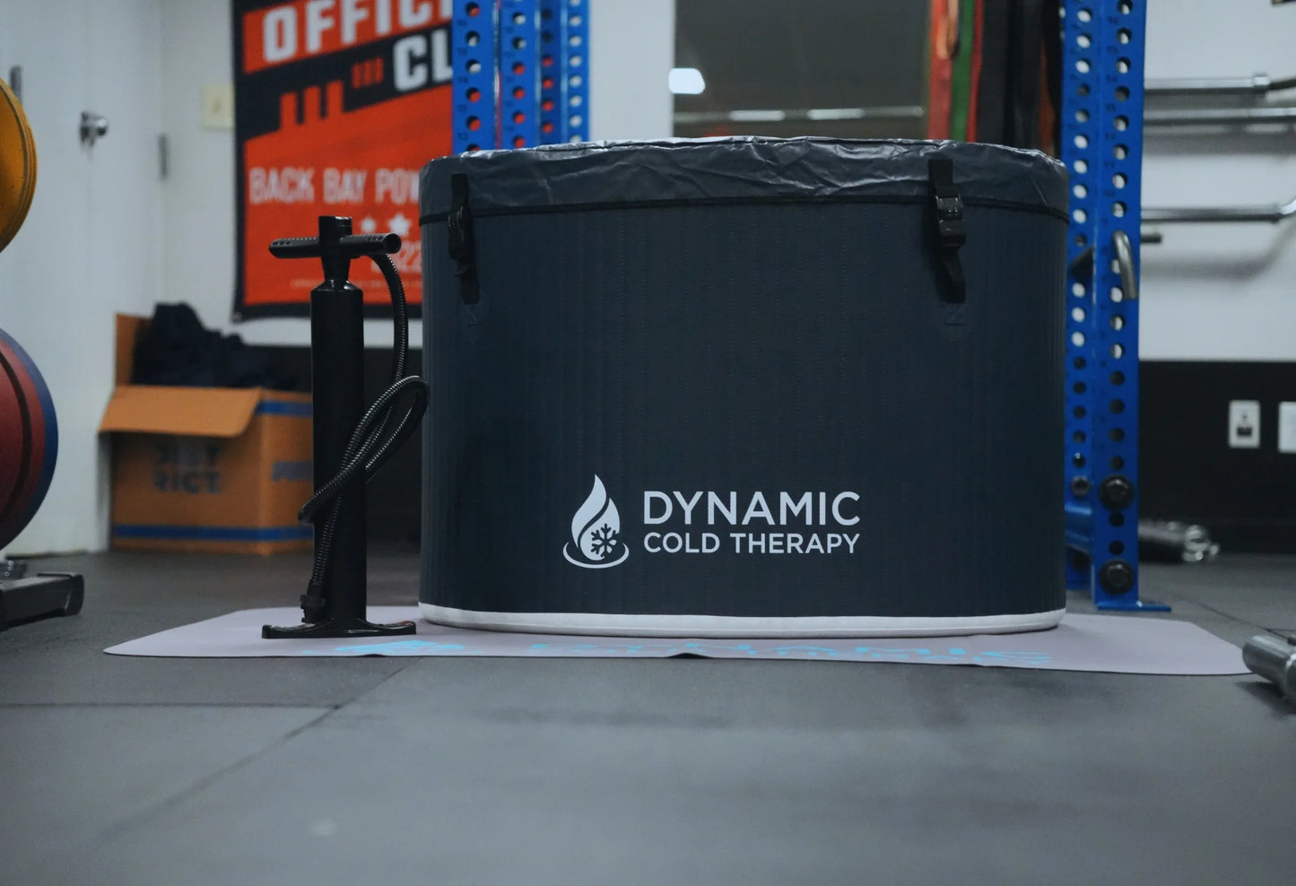 Dynamic Cold Therapy Inflatable Oval Cold Plunge